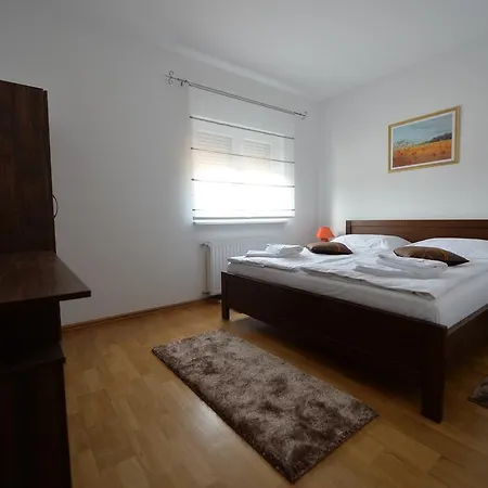 Apartmani Spoljar Zupanja Exterior photo