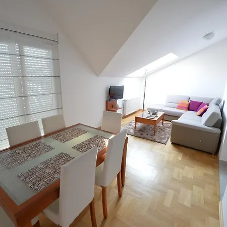 Apartmani Spoljar Zupanja Exterior photo
